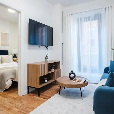 74-4A 2Br2Ba In Uws W&D Gym In Building Apartment